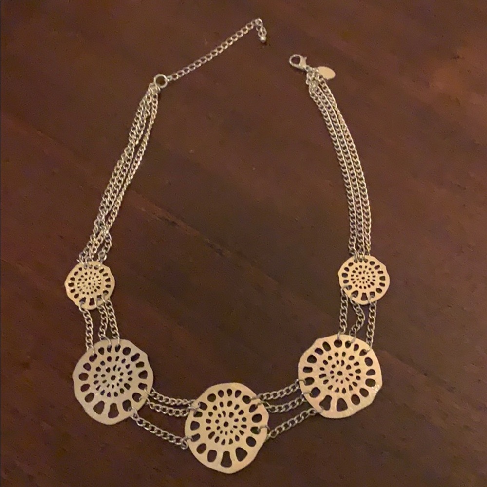 Gold choker necklace